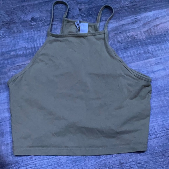 Tank top (cropped) - Picture 1 of 3